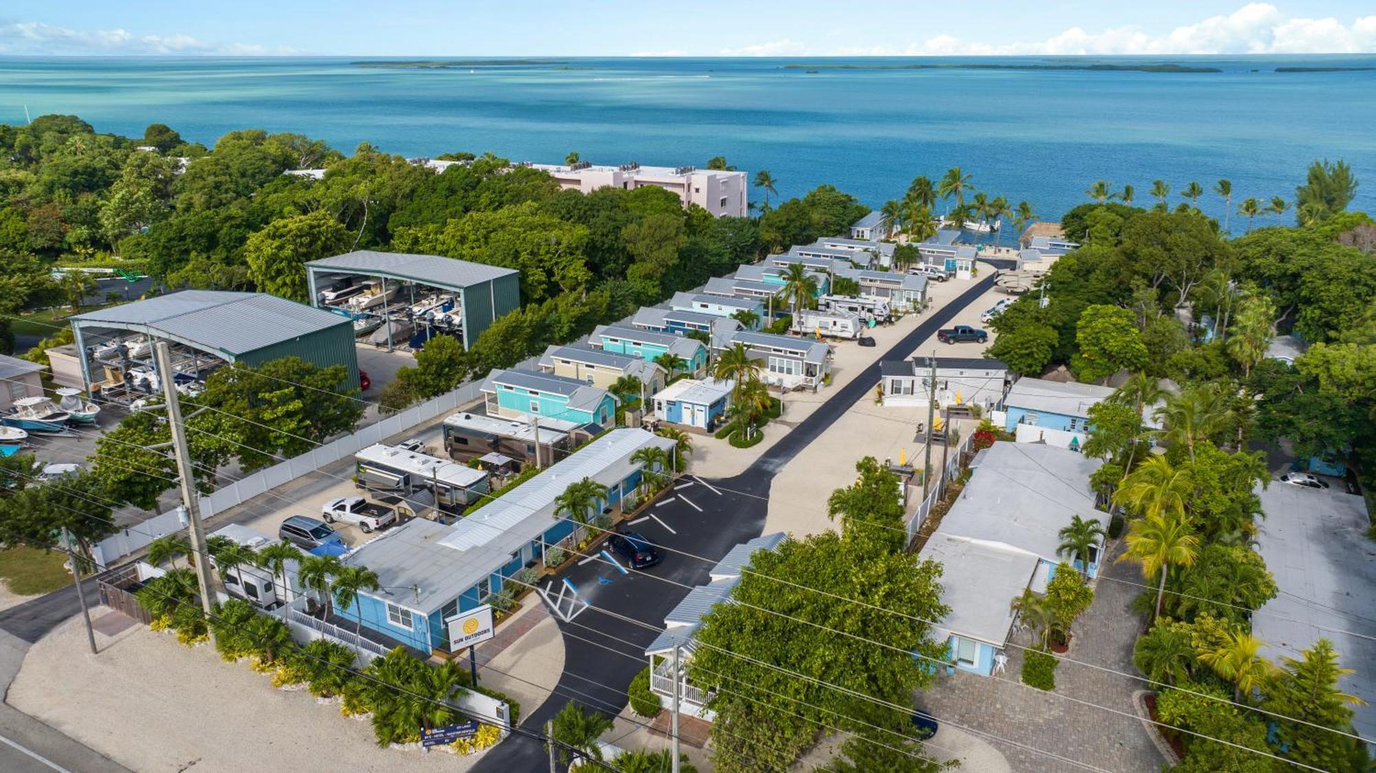 Sun Outdoors Key Largo Hotel Exterior photo