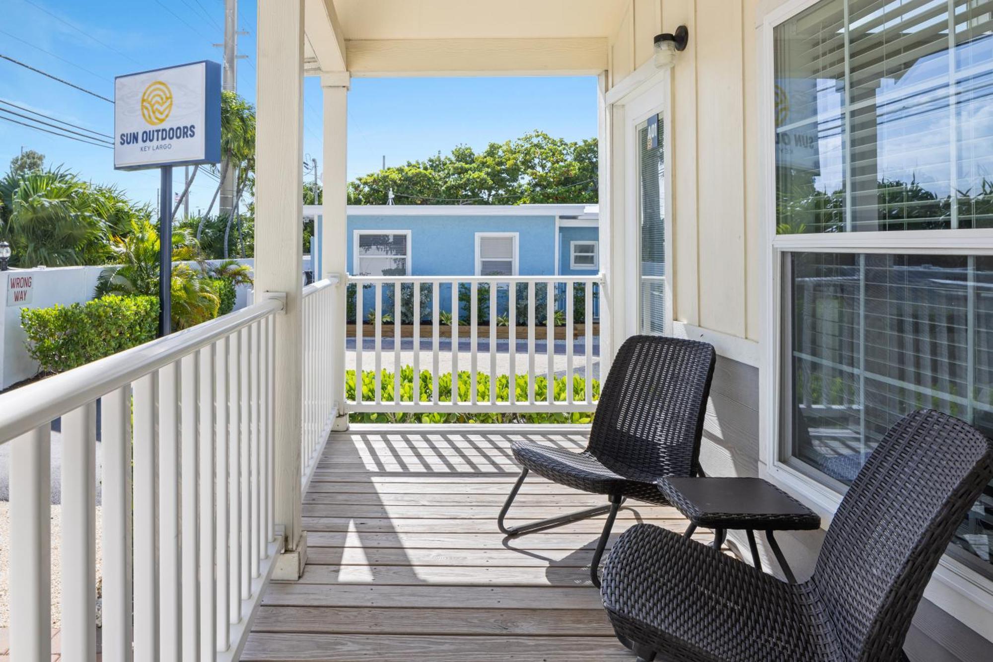 Sun Outdoors Key Largo Hotel Room photo